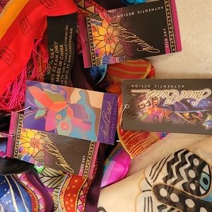 Bundle 🎁! NWT Laurel Burch bundle 5 pc set